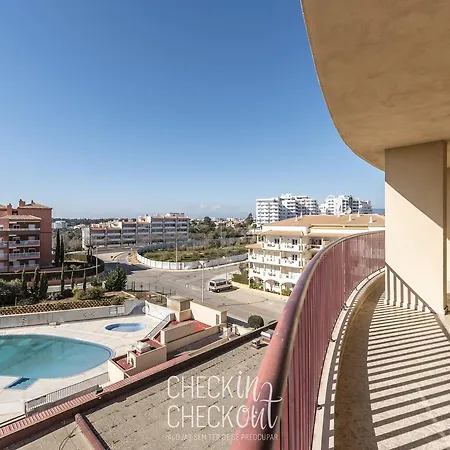 Checkincheckout - City Center Beach Flat Портиман